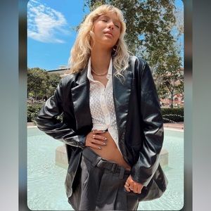 Princess Polly JOCELYN FAUX LEATHER BLAZER BLACK